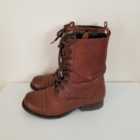 Call It Spring brown combat boots - size 5 - Picture 3 of 6